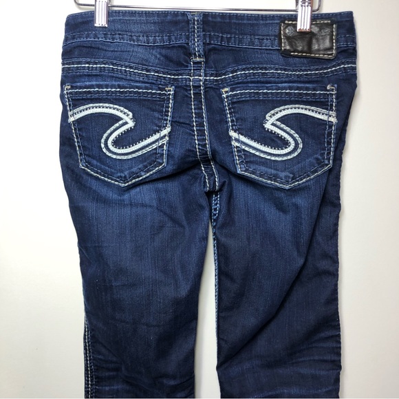 Silver Jeans Frances 18” - Picture 4 of 7